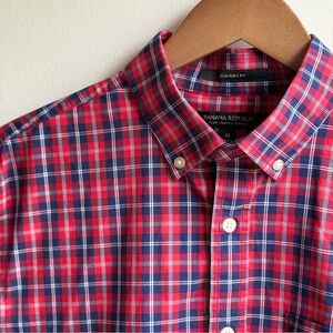 Banana Republic Red and Blue Casual Button Down Shirt
